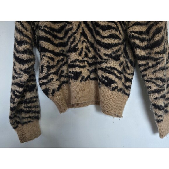 Divided Sweater Womens M Fuzzy Brown Zebra Animal Print Pullover Eclectic Warm - Picture 3 of 8